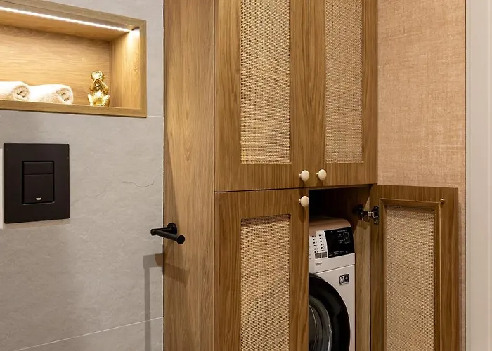 Chmielna 2025 Rok Premium Wyspa Spichrzów *